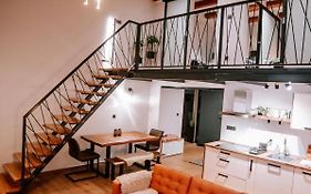 Apartman Saturn